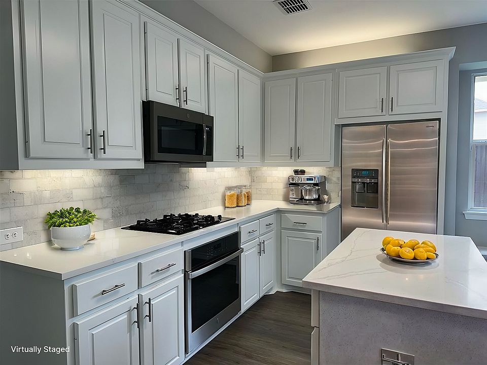 1st image of 3201 Golden Springs Dr