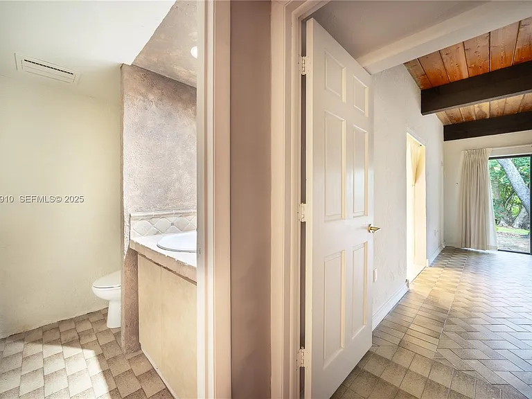 19212 NE 25th Ave #283D — Photo 24