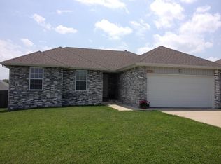 2510 Cedar Creek Dr, Springfield, MO 65803