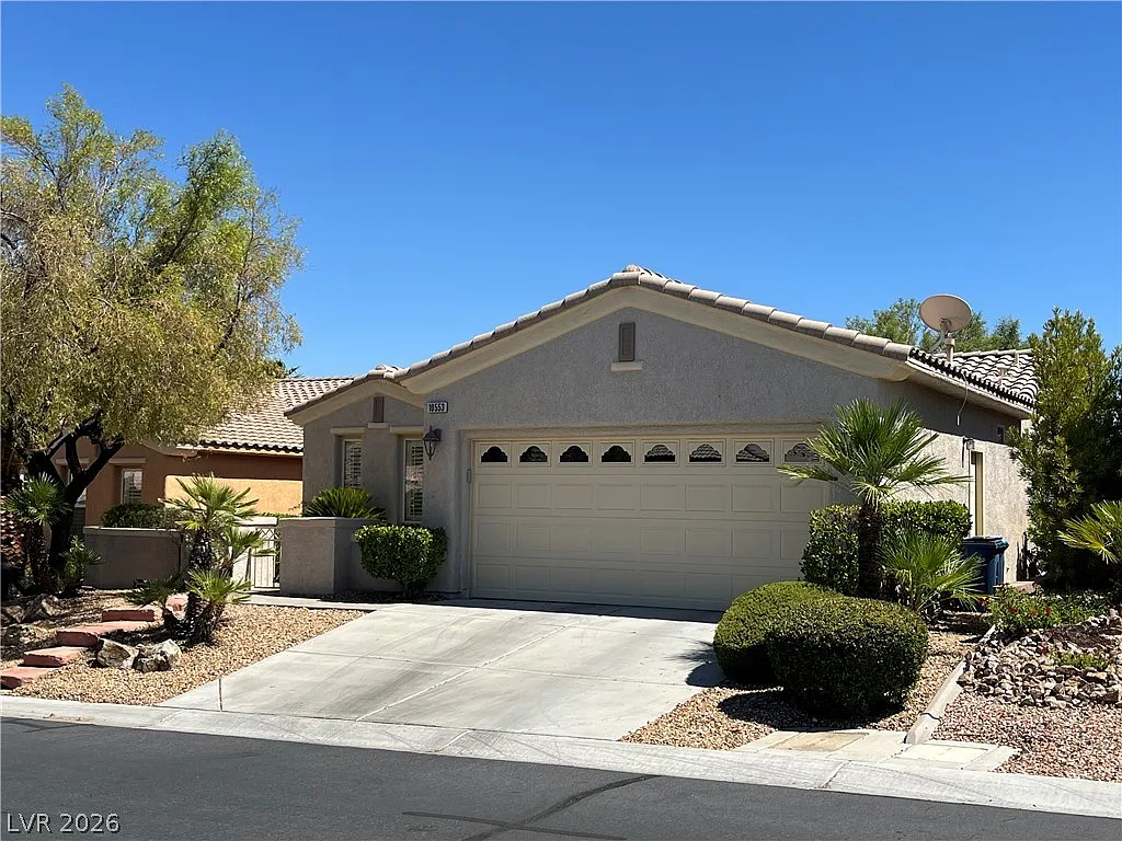 2 bed, 2.0 bath, 1277 sqft, $2,100 — Photo 3