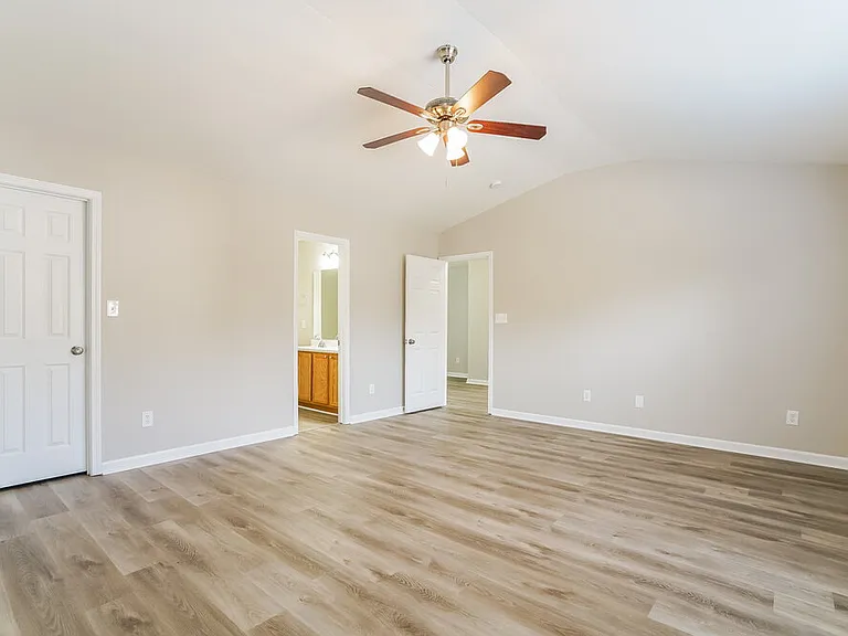 3928 Tyler Bluff Ln — Photo 10