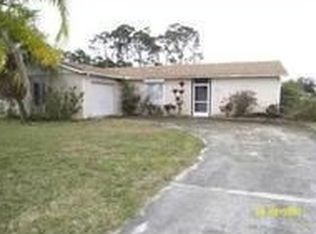 772 SE Celtic Ave, Port Saint Lucie, FL 34983