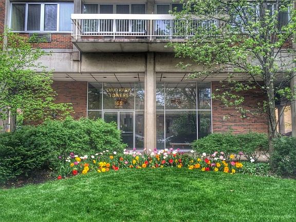 2nd image of 165 N Kenilworth Ave APT 4E