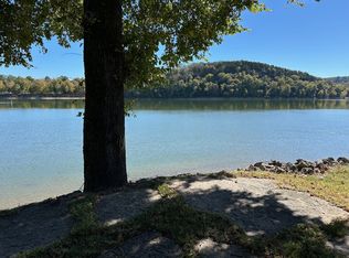 7525 Mount Carmel Rd, Decaturville, TN 38329