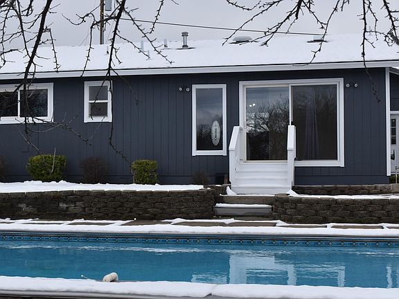 2nd image of 21919 Hayfork Pl