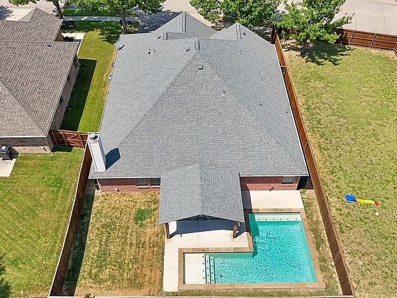 2nd image of 5501 Manitou Dr