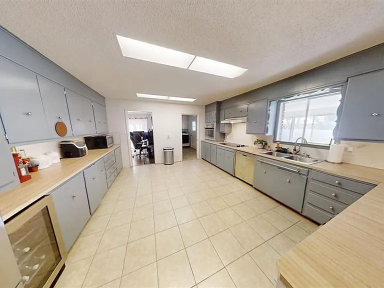 1317 Piedmont Dr — Photo 9