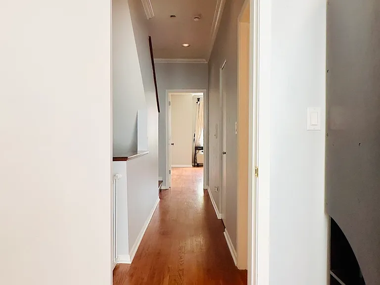 1346 S Indiana Pkwy — Photo 12