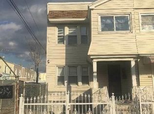 9511 77th St, Ozone Park, NY 11416