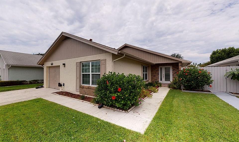 1st image of 2860 Autumn Green Dr
