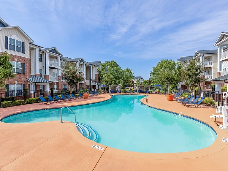 Afton Ridge Apartments — Photo 25