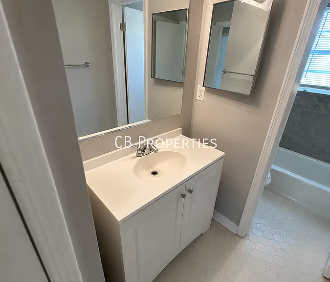 4811 Bradford Dr — Photo 7