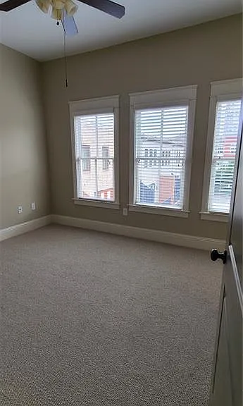 4742 Cypress Cmns — Photo 7