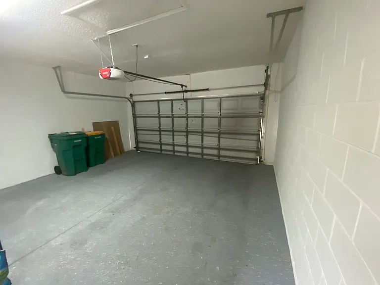 302 Bluff Pass Dr — Photo 20