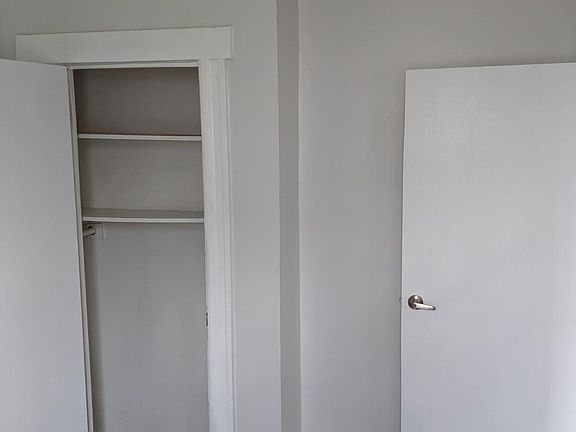 4th image of 219 Pacific Ave #2G