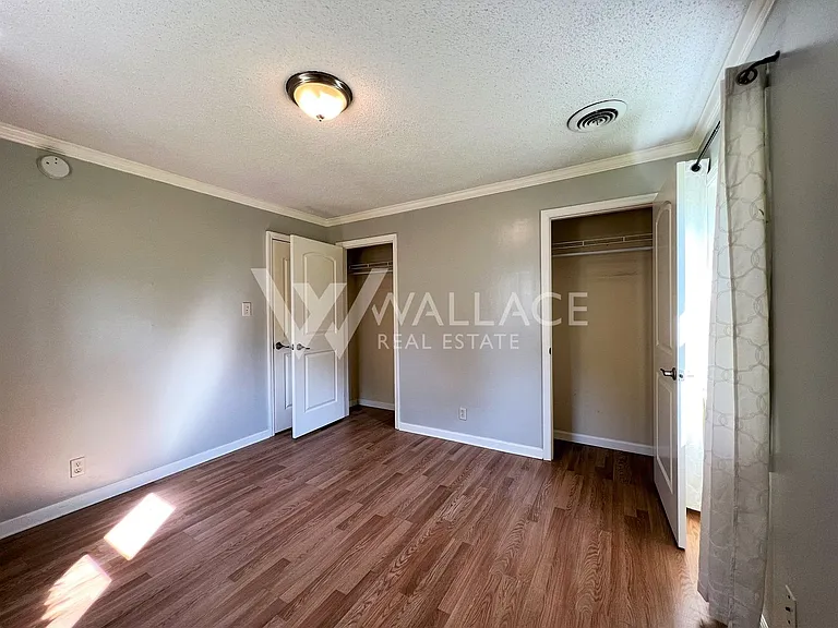 4807 Seminole Rd — Photo 8