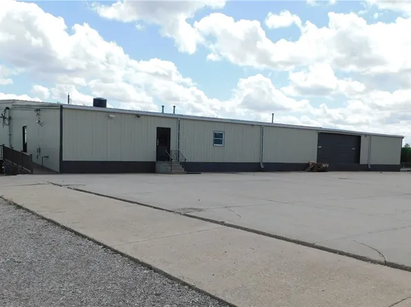 725 Penrose St, Grinnell, IA 50112