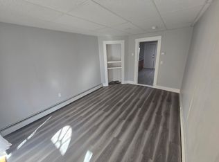 30 Riverdale Ave APT 2, West Warwick, RI 02893