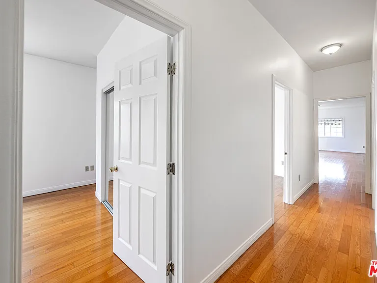 832 S Catalina St — Photo 23