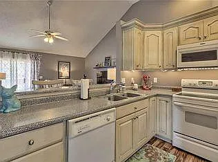 3 bed, 1500 sqft, $1,695 — Photo 4