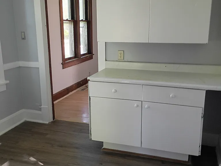2709 W Hayes St — Photo 10