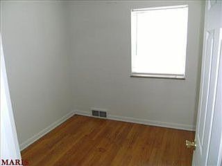 4th image of 1495 Washington St