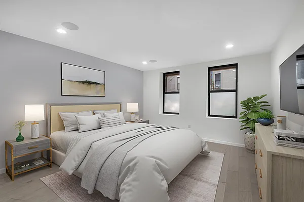 Sold by Compass | media 18