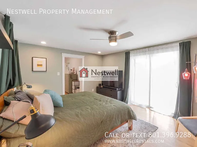 951 W Signora Dr — Photo 8