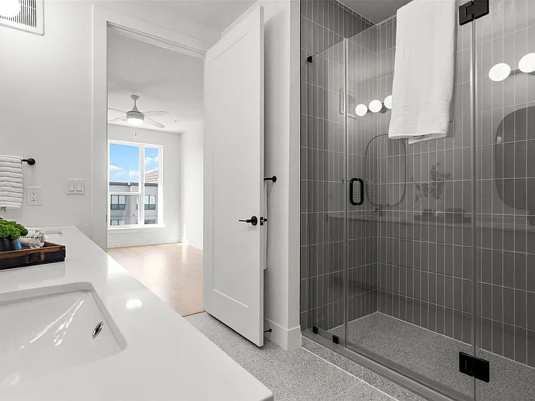 1701 Simond Ave #418 — Photo 18