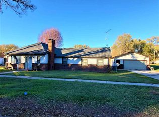 210 E Longwood St, Comstock, NE 68828