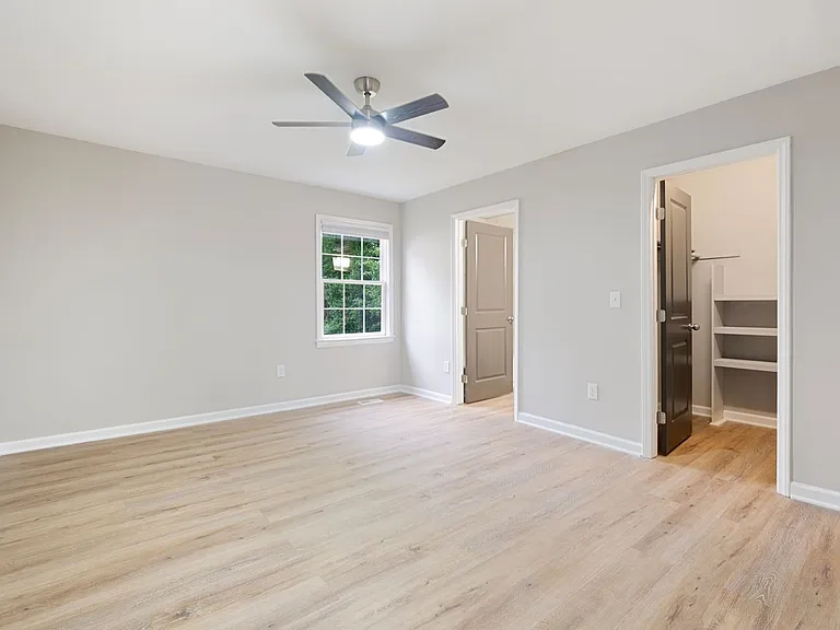 1236 Berkeley St — Photo 13