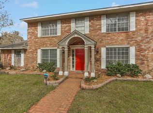 502 Highway 332 W, Lake Jackson, TX 77566