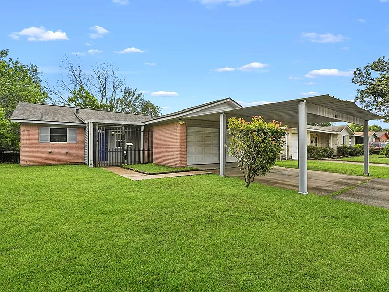 12903 Claygate Dr — Photo 1