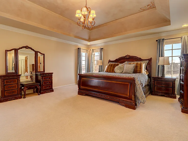 26025 Whispering Woods Cir — Photo 22