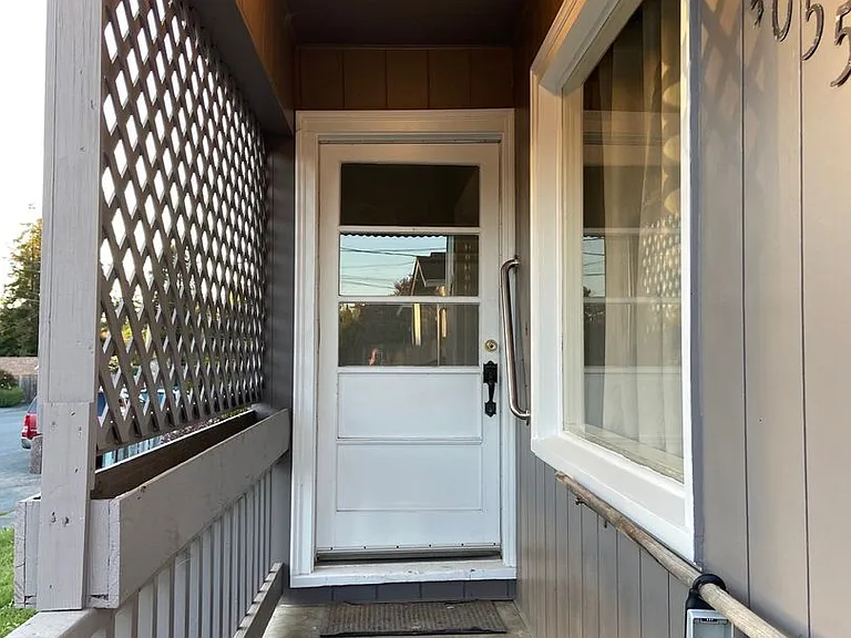 4055 Williams St — Photo 13