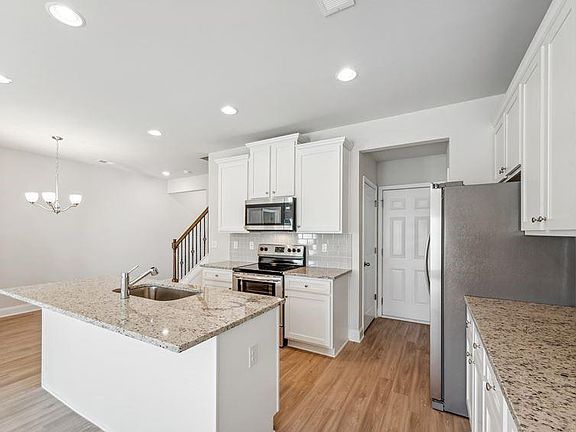 5th image of 3437 High Quest Ln