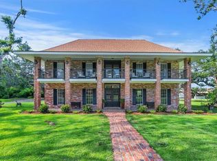 2606 Topsy Rd, Lake Charles, LA 70611