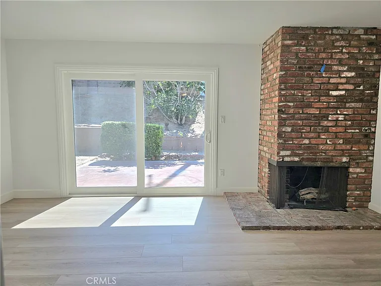 24223 Ambassador Pl — Photo 10