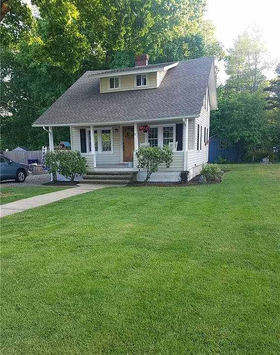 1st image of 32 Pine St