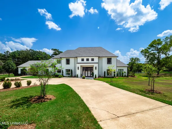100 Bridgewater Bend, Ridgeland, MS 39157