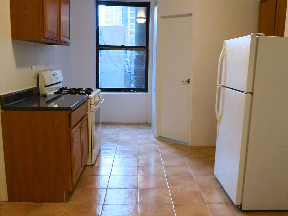 1st image of 1573 York Ave APT 4S