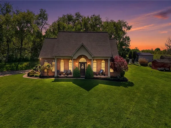 743 Gamble Rd, Oakdale, PA 15071