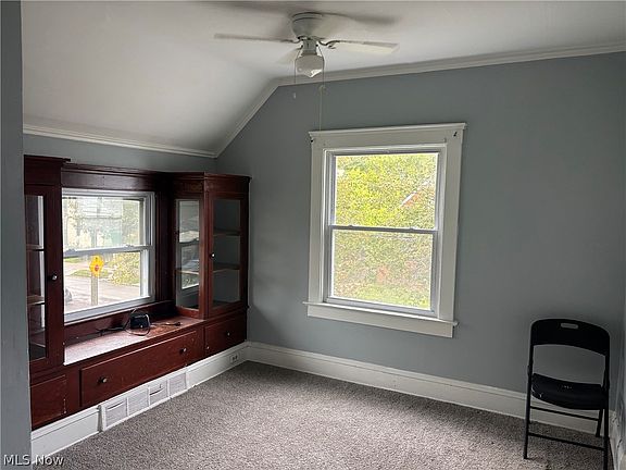 3rd image of 3475 W 46th St