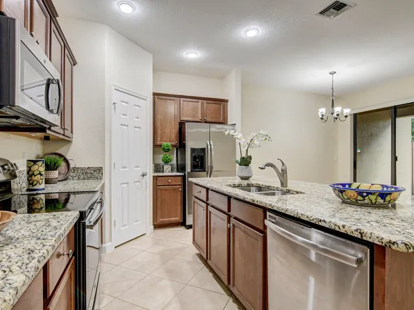 10366 Wellington Parc Drive, Wellington, FL 33449