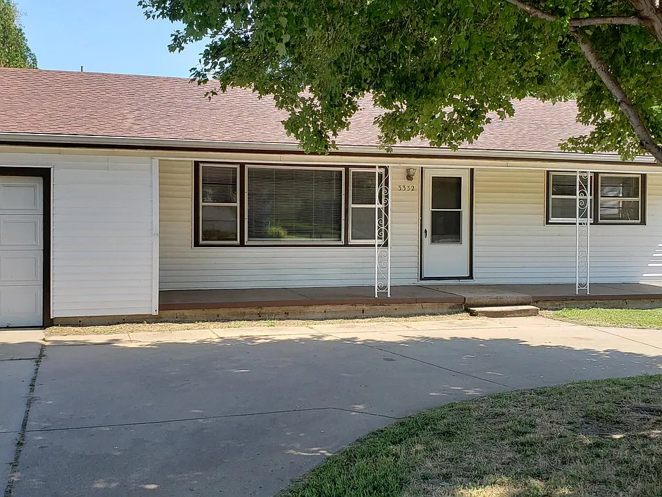 3332 N Amidon Ave