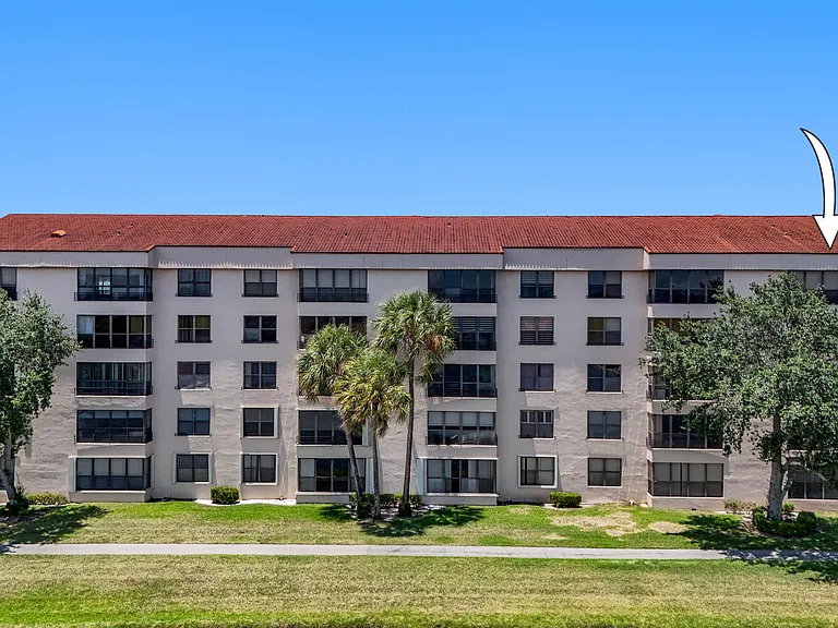 2768 Carambola Cir S #501 — Photo 39