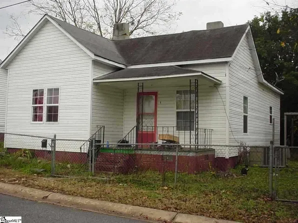 8 E Elliott St, Chester, SC 29706