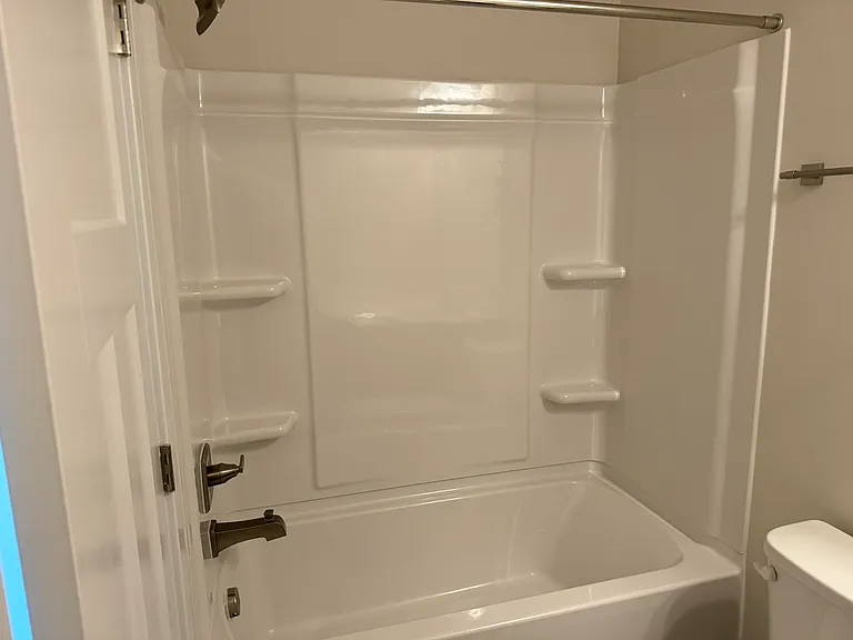 Guest Bedroom Ensuite