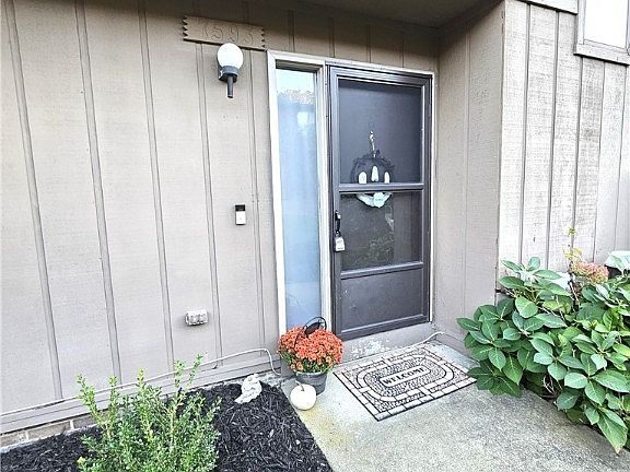 2nd image of 7593 Creekwood Dr