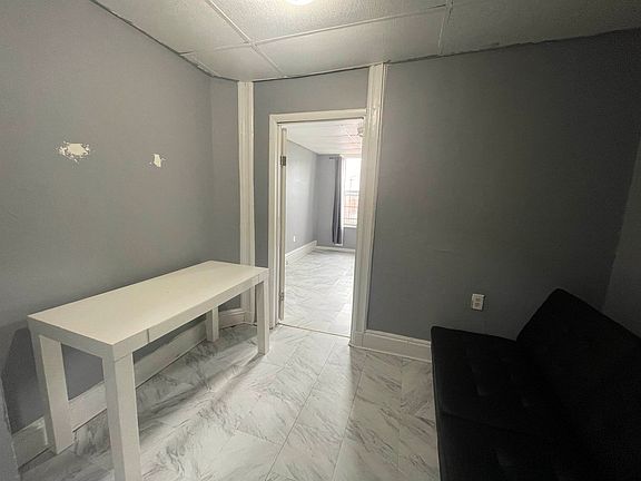 5th image of 1513 Summit Ave #5B
